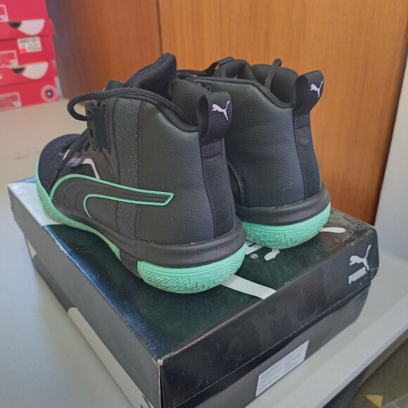 Size 10.5 - Puma Legacy Dark Mode og box worn once - Picture 9 of 11